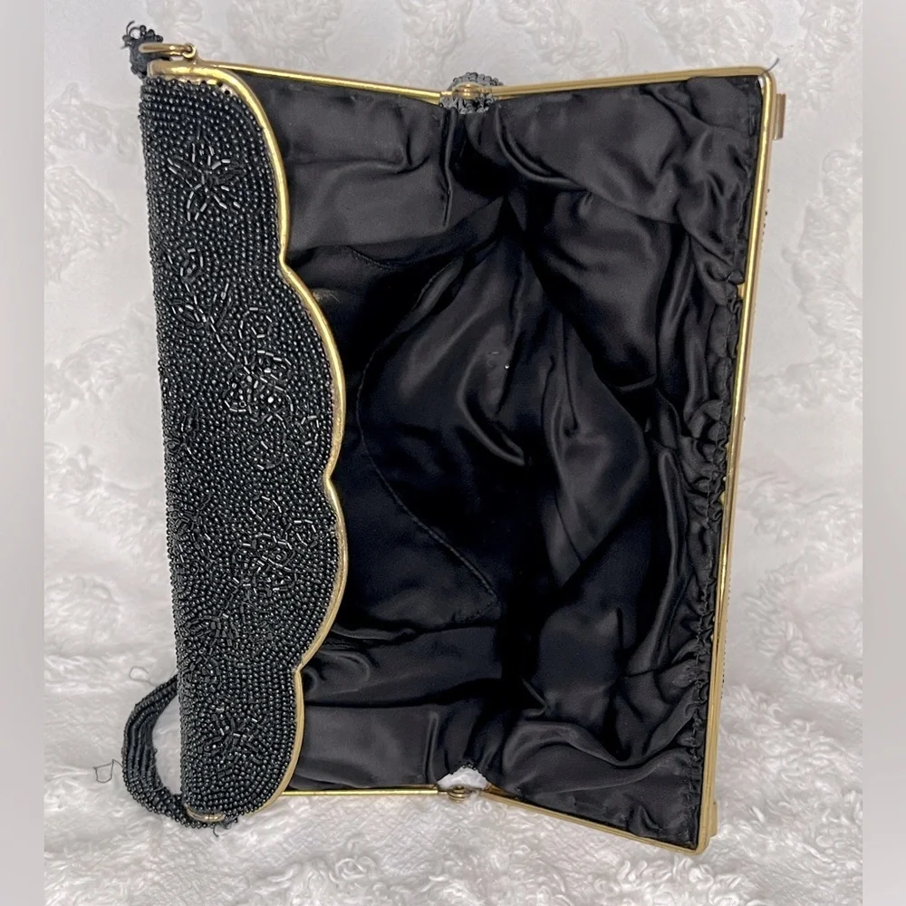 VINTAGE • BUNDLE • BEADED CLUTCHES - Picture 7 of 11